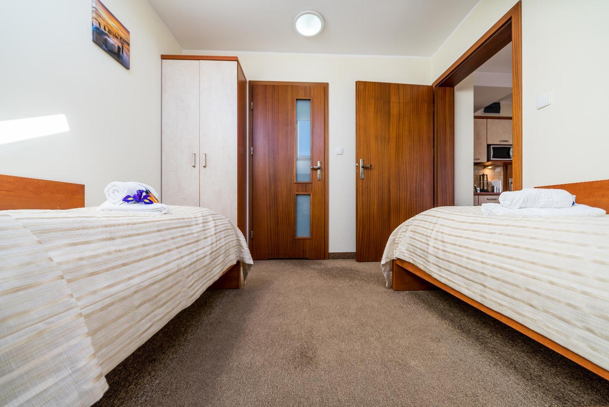 Villa Martii - Komfortowe Apartamenty Z Aneksami Kuchennymi - Spokojna Okolica, Blisko Plazy Władysławowo Kültér fotó