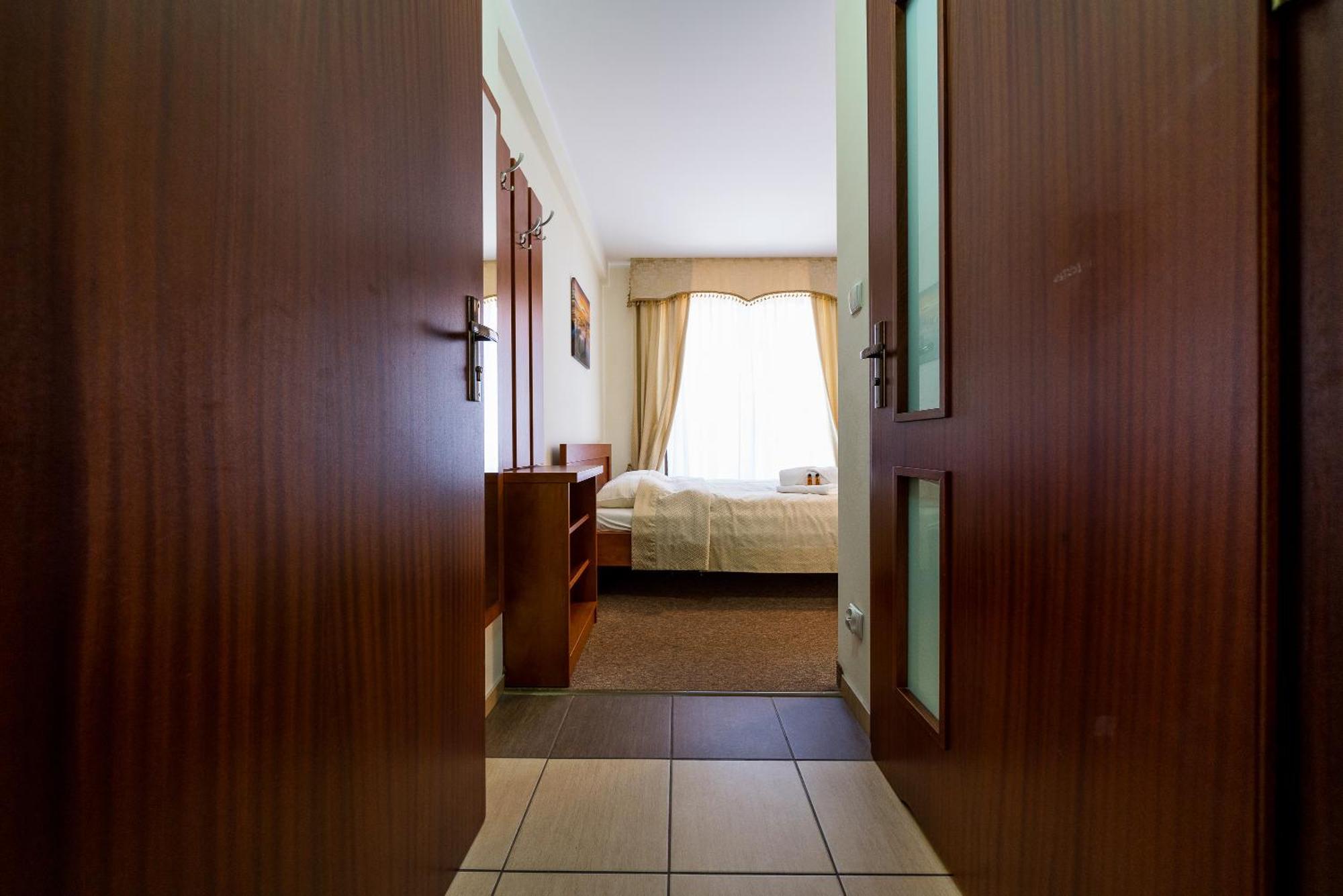 Villa Martii - Komfortowe Apartamenty Z Aneksami Kuchennymi - Spokojna Okolica, Blisko Plazy Władysławowo Kültér fotó